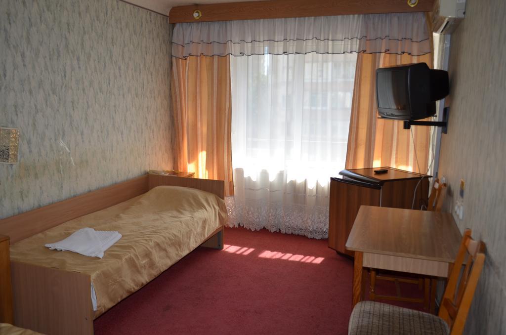 Hotel Cooperator Kiev Bagian luar foto